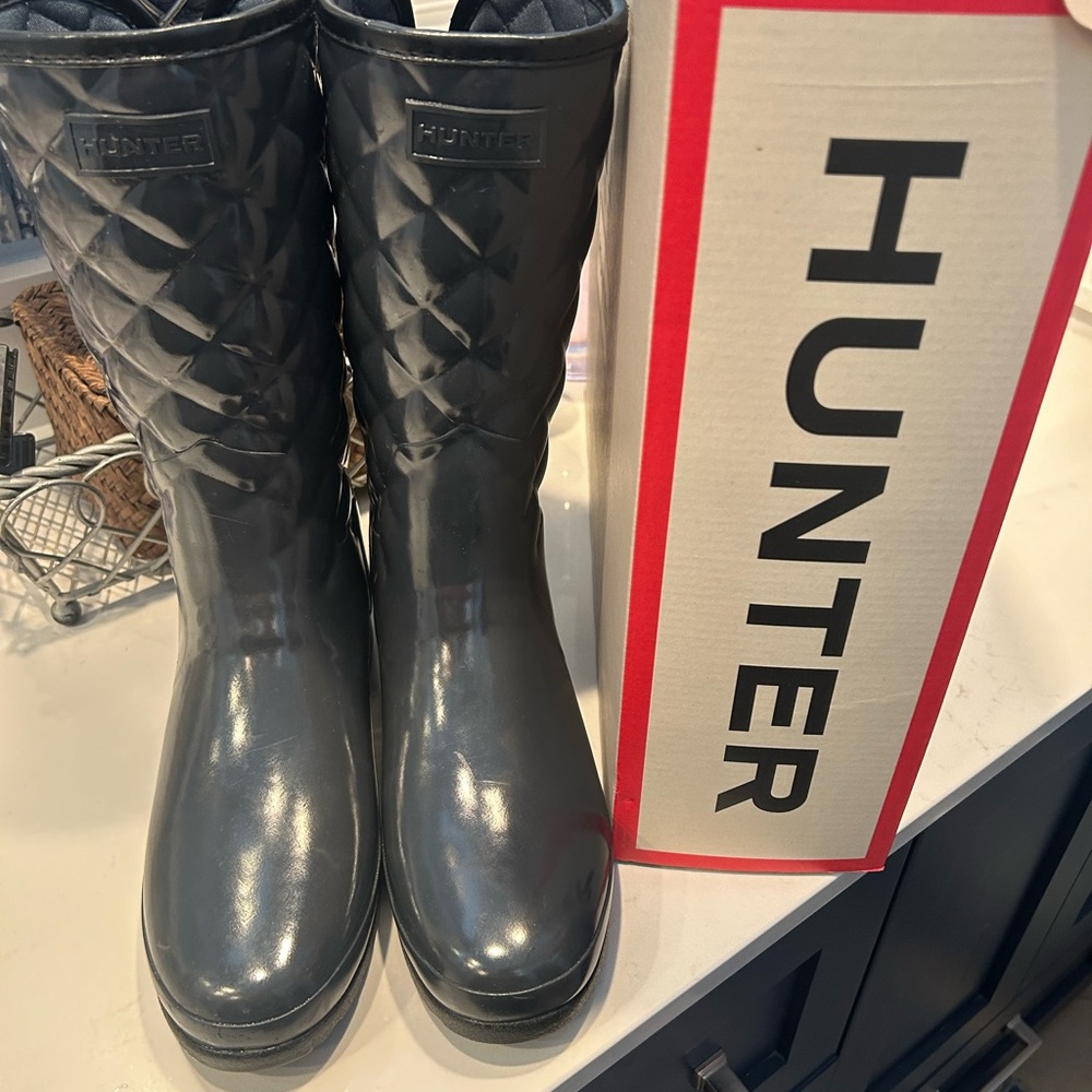 Hunter Quilted Gloss Tall Rain Boots in Gray